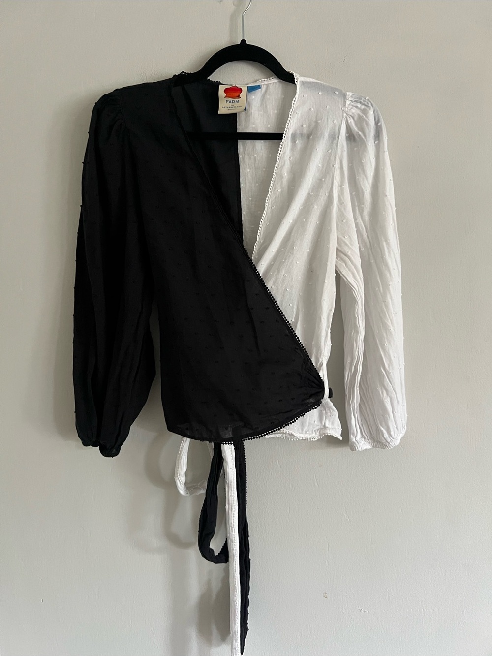 Farm Rio Wrap Contrast Color Top Sz Large - Picture 3 of 11
